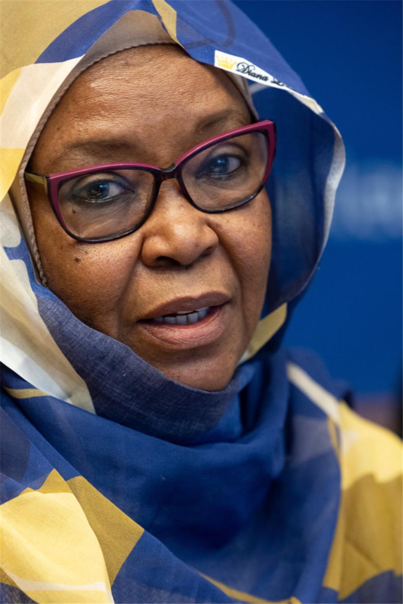 Salwa Elsadik, Frauenrechtsaktivistin der Organisation „International Federation for Rights and Developments“ (IFRD)
