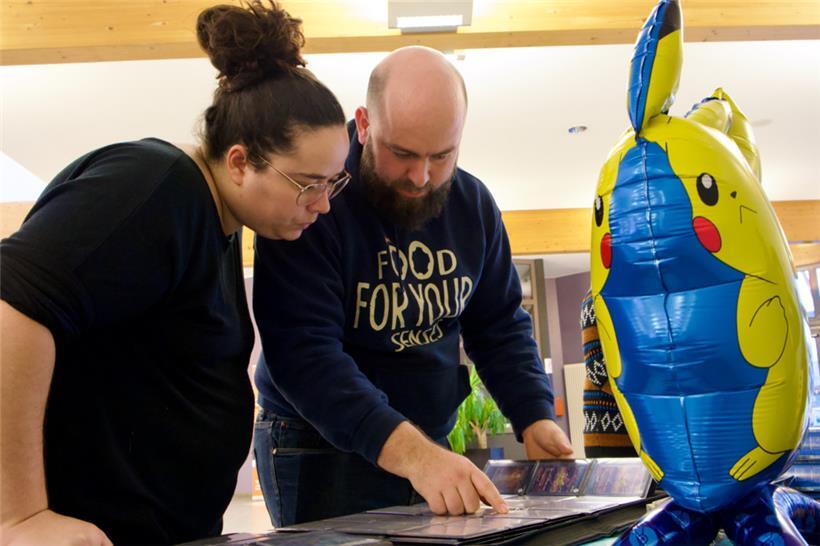 Samantha Feller und Marc Friederes erleben das Event gemeinsam und zeigen, wie sehr Gaming Menschen auch im echten Leben verbindet
