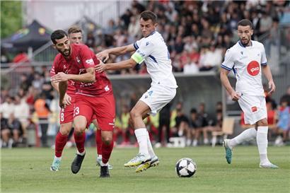 Samir Hadji (l.) erzielte im Europapokal bisher 13 Tore
