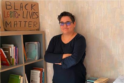 Sandy Artuso in ihrem Arbeitszimmer

