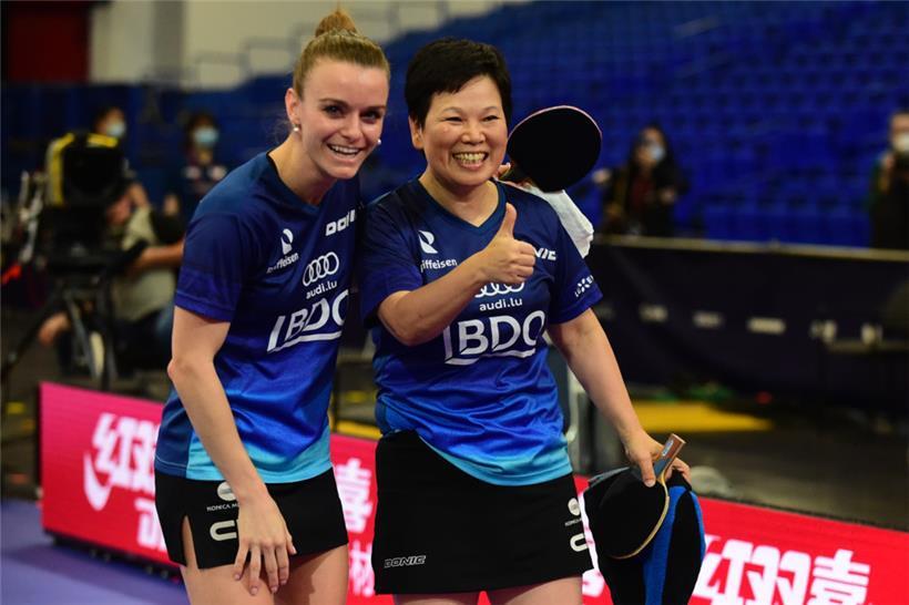 Sarah De Nutte (links) und Ni Xia Lian holten im September 2021 die erste WM-Medaille im Tischtennis für Luxemburg
