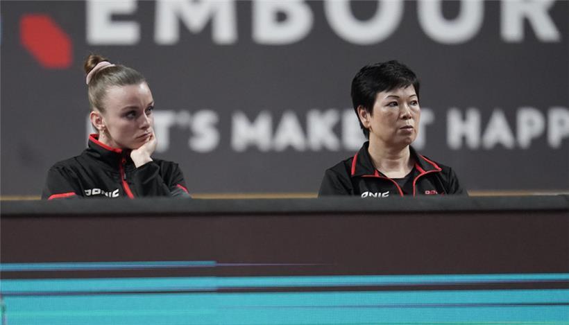 Sarah De Nutte und Ni Xia Lian mussten sich mit der FLTT-Auswahl gegen die Ukraine geschlagen geben
