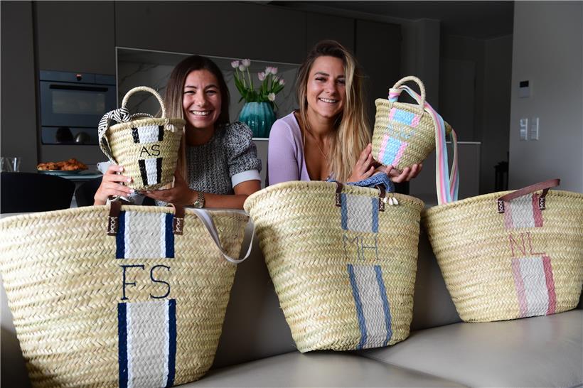 Saturnina und Sarah haben Anfang des Jahres ein neues Hobby entdeckt – mittlerweile haben sie 150 solcher Körbe verziert
