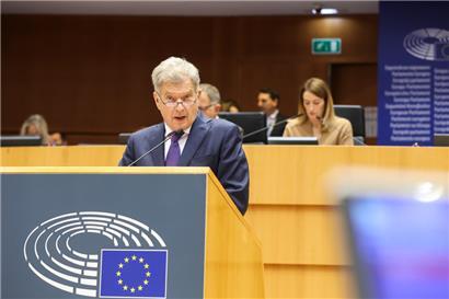 Sauli Niinistö fordert mehr Investitionen in die Sicherheit in der EU
