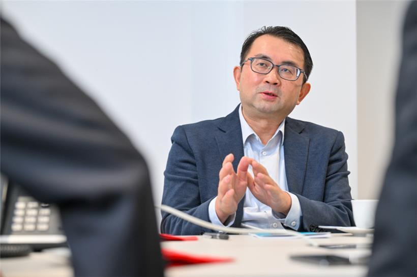 Schätzt gutes Essen und die Fähigkeiten luxemburgischer Diplomaten: Hua Ning, Botschafter der Volksrepublik China in Luxemburg
