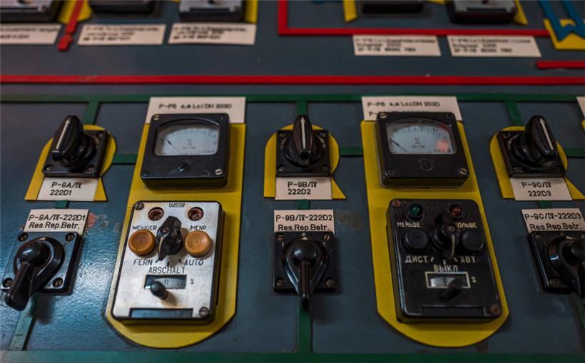 Schalttafel im Kernkraftwerk Greifswald: Deutschland legt seine Atomreaktoren still
