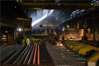 Schienenproduktion bei ArcelorMittal in Rodange
