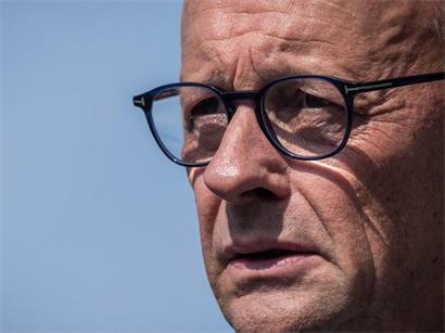 Schlechte Umfragewerte, innerparteilicher Druck: Der deutsche Bundeskanzler Friedrich Merz schaut gespannt auf die Wahlen in Sachsen-Anhalt