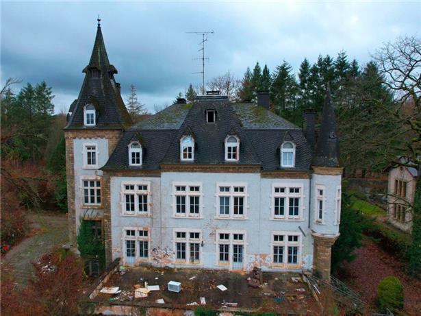 Schloss Buschland heute: Eigentlich wäre es an der Zeit, dass INPA und Kulturministerium sich der Sache annehmen
