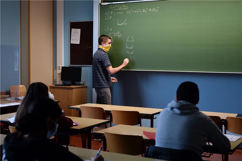 Schüler müssen ihre Buffs jetzt nicht an den Nagel hängen: Die US-Studie wurde von vielen Medien falsch interpretiert. Die Aufregung sei nicht angebracht, so die Urheber der Studie an der Duke University in North Carolina. 
