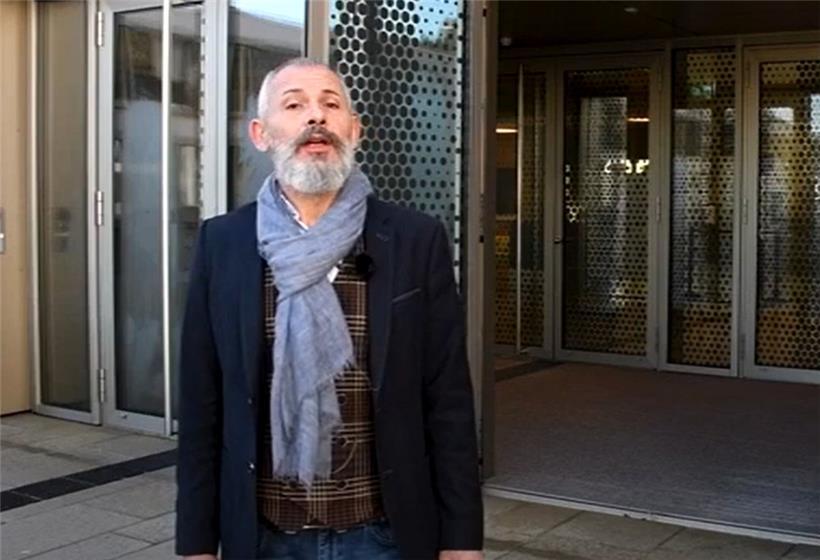 Schuldirektor Jean Billa, hier in einem Imagefilm des „Lycée Edward Steichen“, ist von seinem Posten entbunden worden
