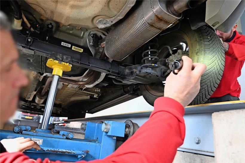 Sechs Jahre nach der Erstzulassung findet die Kontrolle jährlich statt
