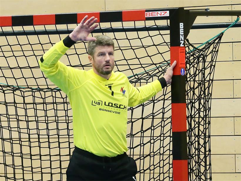Sédin Zuzo tischte 15 Paraden auf