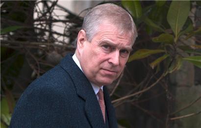 „Sein Ruf ist irreparabel ruiniert“: In der Öffentlichkeit gilt Andrew zunehmend als dümmliches Ärgernis
