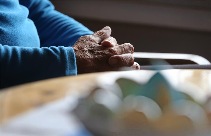 Seit 2009 hält ein Gesetzestext im Großherzogtum fest, dass Menschen unter bestimmten Voraussetzungen um Euthanasie bitten können 
