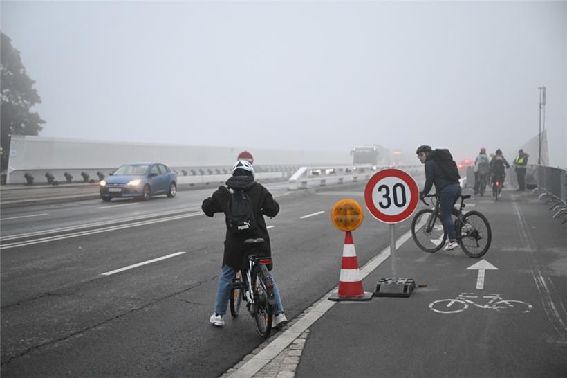 Seit Dienstag gilt auf der „Rout Bréck“ ein provisorisches Tempolimit von 30 km/...