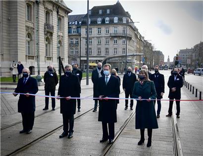 Seit Sonntag, 13. Dezember fährt die neue Tram durch das Stadtzentrum bis zum Hauptbahnhof
