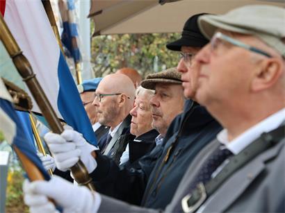 Selbst 84 Jahre danach bleiben die Opfer der Nazi-Besatzung tief im Gedächtnis