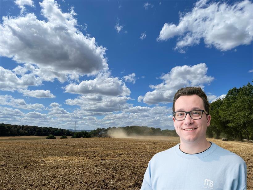 Selbst wenn in den vergangenen Tagen mal Wolken auftauchten: Eine Erlösung für die staubigen Böden gab es nicht