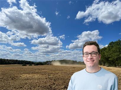 Selbst wenn in den vergangenen Tagen mal Wolken auftauchten: Eine Erlösung für die staubigen Böden gab es nicht