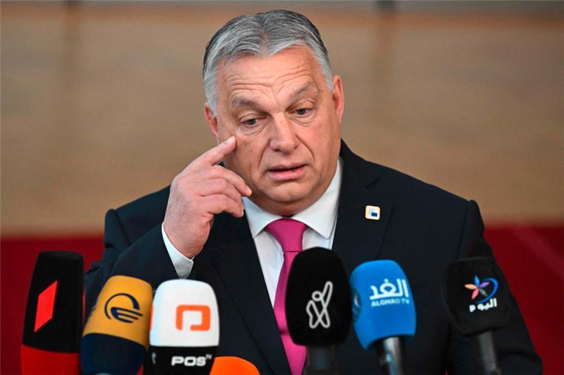 Selbstverständlich versucht der ungarische Regierungschef Viktor Orban, die anderen EU-Partner mit seinem Veto zu erpressen
