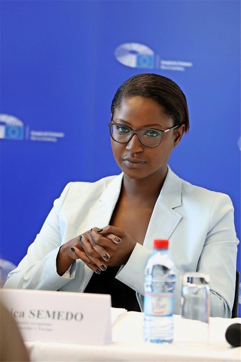 Semedo a déjà été suspendue pendant 15 jours de ses activités parlementaires pour „harcèlement psychologique des assistants“
