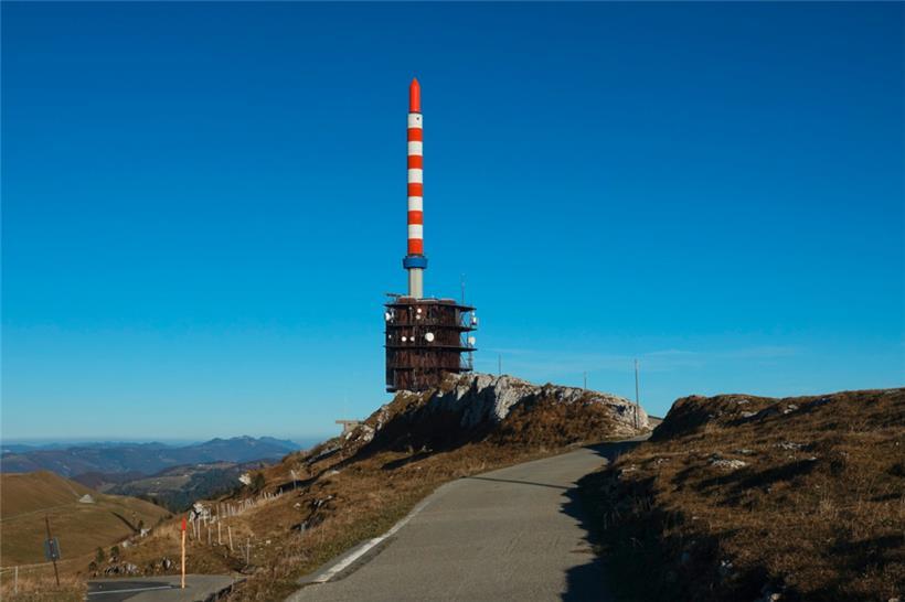 Sender Chasseral im Jura