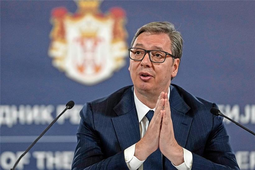 Serbiens Präsident Aleksandar Vucic lässt zu rabiaten Mitteln greifen, wenn ihm gehuldigt werden soll

