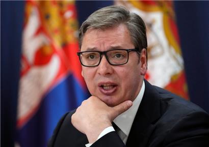 Serbiens Staatschef Aleksandar Vucic vermutet die Ukraine oder einen EU-Staat hinter den Bombendrohungen
