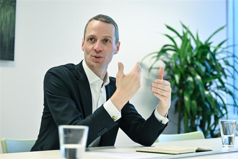 Serge Wilmes (CSV) stellte am Dienstag in einem Interview klar, dass die Regierung nie über das Bewertungssystem in der Luxemburger Armee mit der CGFP verhandelt hat
