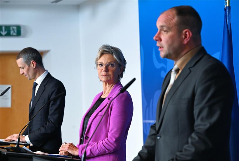 Serge Wilmes, Martine Hansen und Christian Hahn, Präsident der Landwirtschaftskammer, stellen sich der Presse
