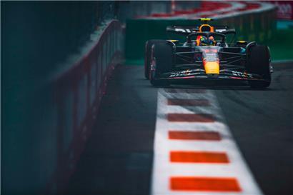 Sergio Perez und Co. werden in diesem Jahr wohl nur 22 Rennen bestreiten
