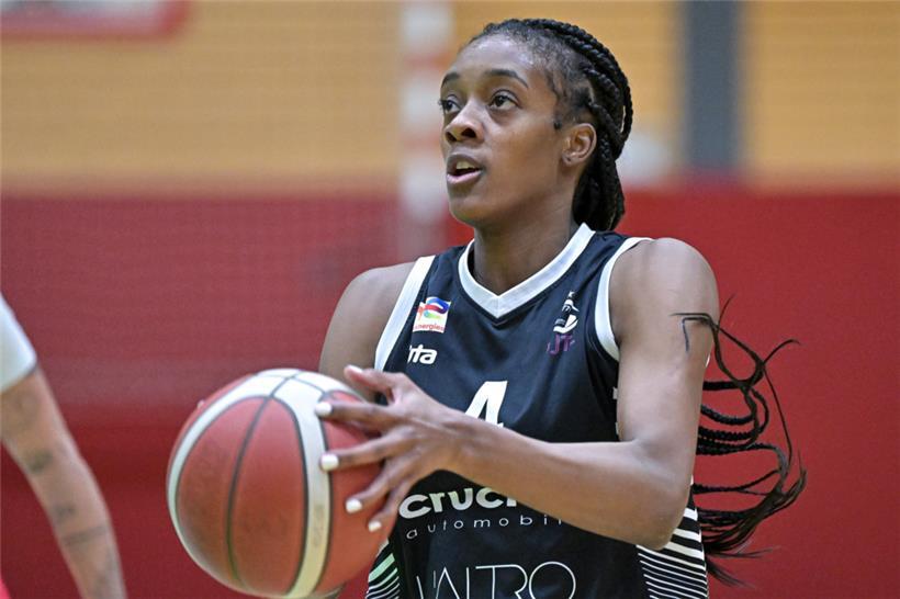 Shay Winton stand drei Monate nach der Geburt ihres ersten Kindes schon wieder auf dem Basketballplatz
