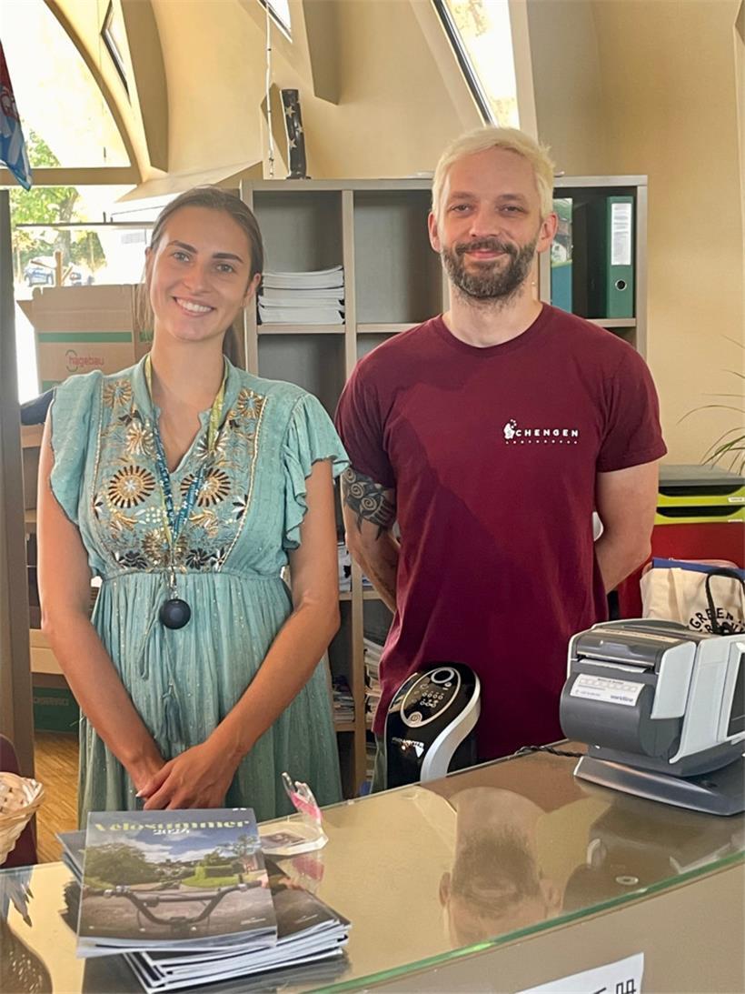 Sie hielten am Sonntag, dem letzten Tag des Pontons, die Stellung: Studentin Din...