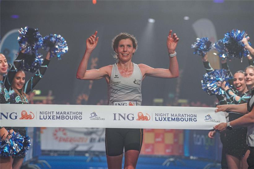 Siegerin bei den Damen im Marathon: Edith Stiepel
