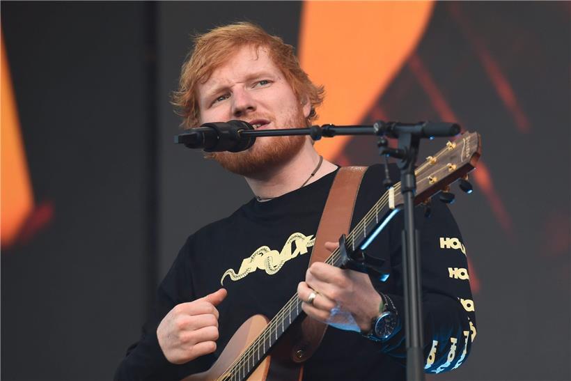 Sieht aus wie ein Ire, singt über eine Frau aus Galway, ist aber Engländer: Ed Sheeran
