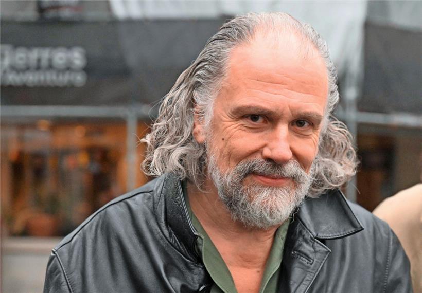 Simon Liberati lors de la remise du prix Renaudot
