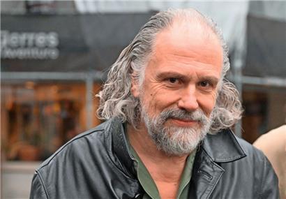 Simon Liberati lors de la remise du prix Renaudot
