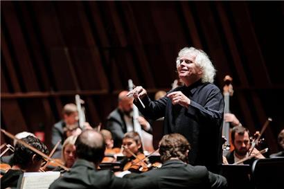 Simon Rattle erwies sich wieder als einer der führenden Mahler-Interpreten unserer Zeit
