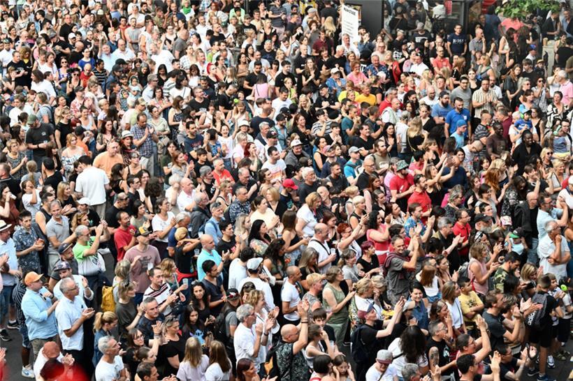 Sind die alle „Mitte“? Die Suche nach der politischen Mitte ist gar nicht so einfach, das merken auch die Parteien.
