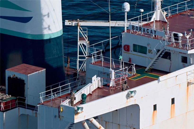 Sind von diesem, von Frankreich festgesetzten Schiff Drohnen gestartet worden, die über Dänemark geflogen sind? Das wird derzeit untersucht.
