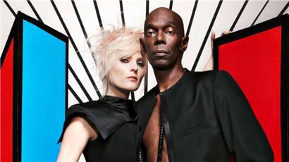 Sister Bliss avec Maxi Jazz, le chanteur décédé en 2022
