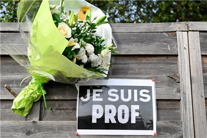 Six jeunes sont jugés depuis lundi pour leur participation présumée à la décapitation d’un enseignant par un islamiste radical
