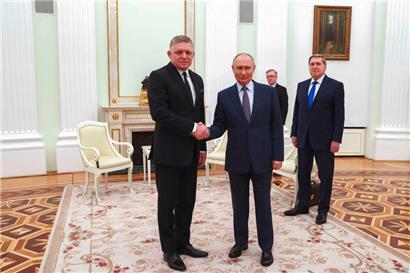 Slowakiens Premierminister Robert Fico war kurz vor Weihnachten zu Gast bei Putin
