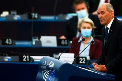 Sloweniens Regierungschef Janez Jansa gestern im EU-Parlament
