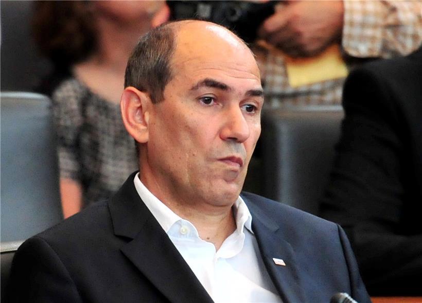 Sloweniens rechtspopulistischer Premier Janez Jansa wandelt auf den Spuren Viktor Orbans
