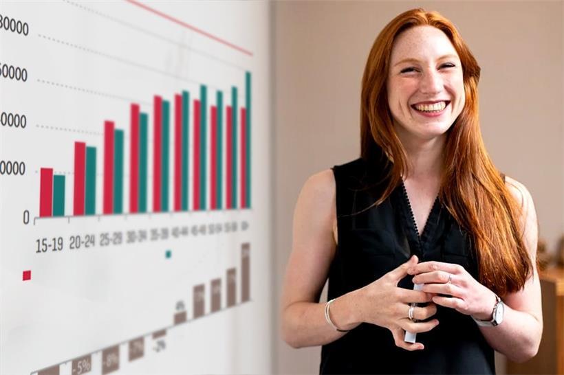 Smile when you’re winning: Junge, gut ausgebildete Frauen haben in Luxemburg in Sachen Lohngefälle gut lachen
