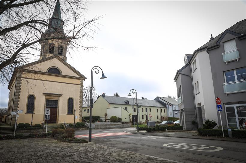 So sieht es aus, wenn neu gebaut wird: Die Ansicht zeigt die Einmündung der rue ...