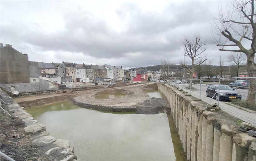 So sieht es momentan auf dem Grundstück der ehemaligen Losch-Garagen aus
