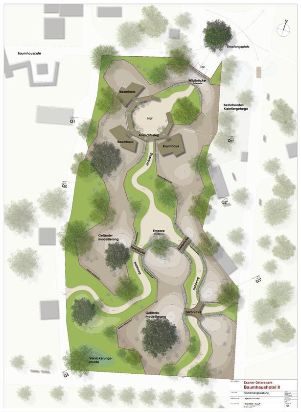 Renoviertes Rotwild-Gehege mit modernen Baumhäusern in natürlicher Waldumgebung, ideal für Besucher und Tierbeobachtung